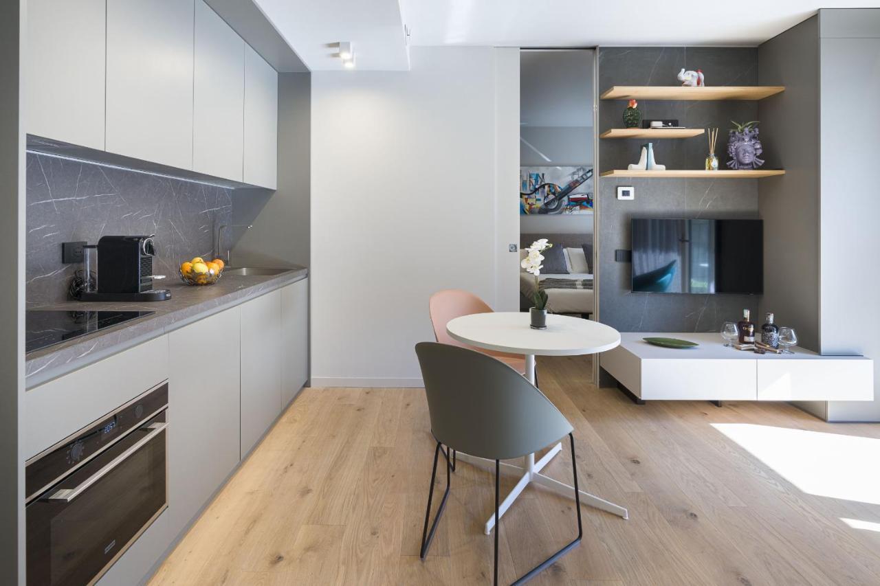 Aera Luxury Suites By Wonderful Italy Катания Экстерьер фото